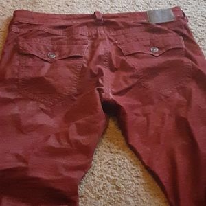 Courduroys maroon trues.